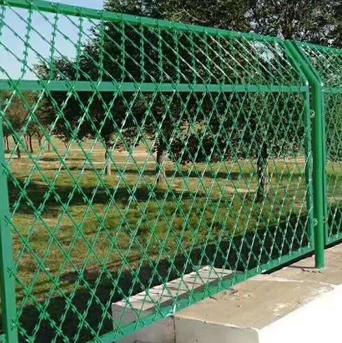 How To Install Razor Barbed Wire Safely