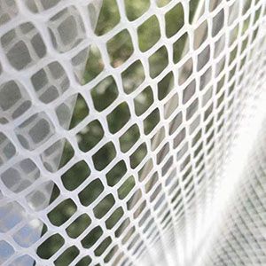 Plastic flat mesh for chicken coop